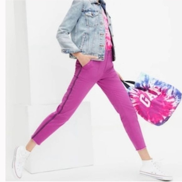 GAP Purple Berry Infusion Girlfriend Khakis with Raw Hem 💕 - Picture 4 of 8